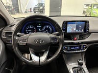 Hyundai i30 5d vaihtoauto