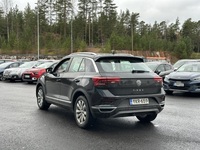 Volkswagen T-Roc vaihtoauto