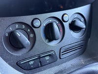 Ford Transit Connect vaihtoauto