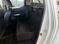 Nissan Navara vaihtoauto