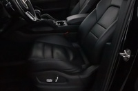 Porsche Cayenne vaihtoauto