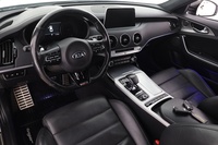 Kia Stinger vaihtoauto