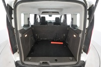 Ford Tourneo Connect vaihtoauto
