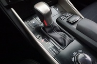 Lexus IS vaihtoauto