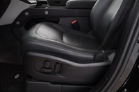 Land Rover Defender vaihtoauto