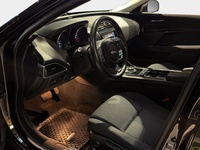Jaguar XE vaihtoauto