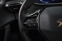 Peugeot e-2008 vaihtoauto