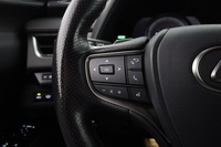 Lexus UX vaihtoauto