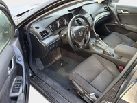 Honda Accord vaihtoauto