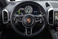 Porsche Cayenne vaihtoauto