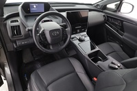 Toyota bZ4X vaihtoauto