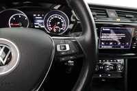 Volkswagen Touran vaihtoauto