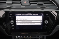 Volkswagen Touran vaihtoauto