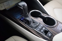 Toyota Camry vaihtoauto