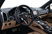 Porsche Cayenne vaihtoauto