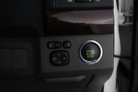 Toyota Mark X vaihtoauto