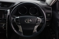 Toyota Mark X vaihtoauto