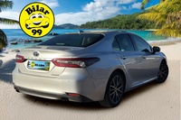 Toyota Camry vaihtoauto