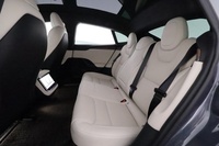 Tesla Model S vaihtoauto