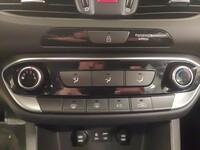 Hyundai i30 5d vaihtoauto