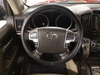 Toyota Land Cruiser vaihtoauto