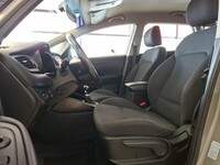 Kia Carens vaihtoauto