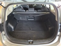 Kia Carens vaihtoauto