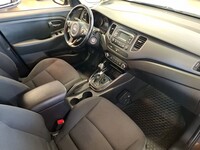 Kia Carens vaihtoauto