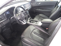 Kia Optima vaihtoauto