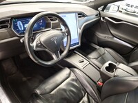 Tesla Model S vaihtoauto