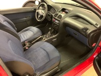 Peugeot 206 vaihtoauto