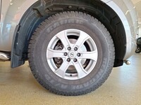 Nissan Navara vaihtoauto