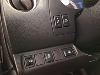 Nissan Navara vaihtoauto