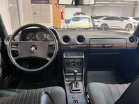 Mercedes-Benz 200 vaihtoauto