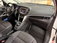 Opel Zafira vaihtoauto