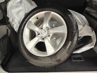 Mitsubishi Grandis vaihtoauto