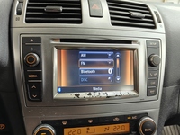 Toyota Avensis vaihtoauto