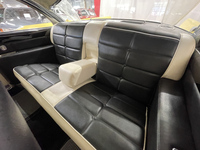 Lincoln Premiere vaihtoauto