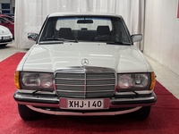 Mercedes-Benz 230 vaihtoauto