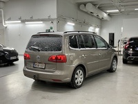 Volkswagen Touran vaihtoauto