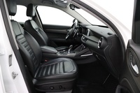 Alfa Romeo Stelvio vaihtoauto