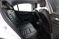 Alfa Romeo Stelvio vaihtoauto