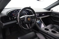 Porsche Taycan vaihtoauto