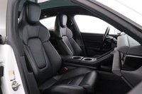 Porsche Taycan vaihtoauto