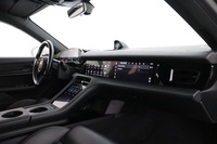 Porsche Taycan vaihtoauto