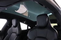 Porsche Taycan vaihtoauto