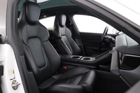 Porsche Taycan vaihtoauto