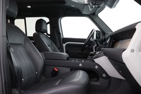 Land Rover Defender vaihtoauto