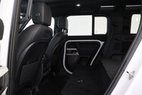 Land Rover Defender vaihtoauto