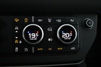 Land Rover Defender vaihtoauto